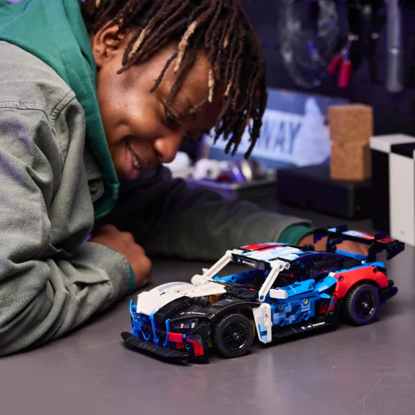LEGO Technic Състезателна кола BMW M4 GT3 EVO 42226 | ХИПОЛЕНД