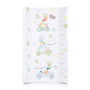 CHIPOLINO Подложка за повиване КОМФОРТ ТРИ ЖИРАФА ШАРЕНА