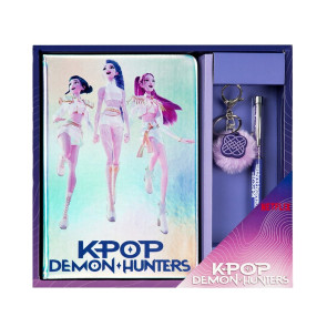 K-POP подаръчен комплект с тефтер и аксесоари