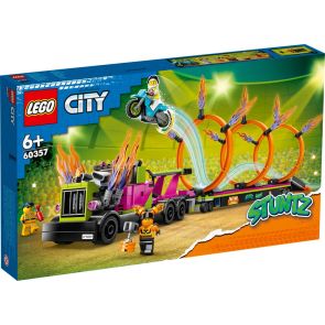 LEGO City Stuntz Предизвикателство с камион за каскади и огнен обръч 60357