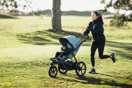 Бягането с количка - активност, която обединява родителя и детето